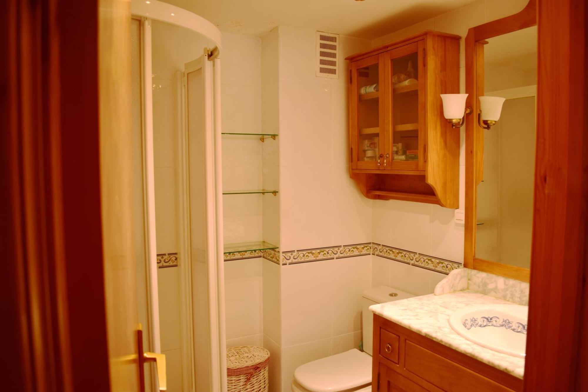 Saliecho Acogedor Apartamento Jardin Y Piscina Sallent De Gallego Luaran gambar